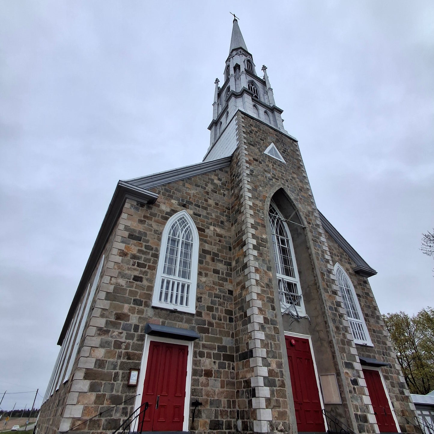 Edouard Quertier Church and Monument